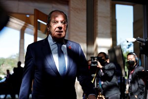 Лавров: Русия е готова да преговаря с Киев и Анкара по въпроса за украинското зърно