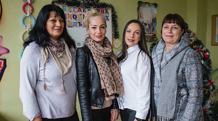 По Коледа с любов: Една история за учителска всеотдайност и лична кауза